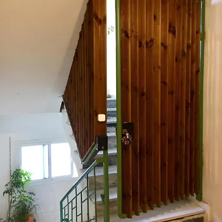 Διαμέρισμα Rooftop Loft With Hydromassage