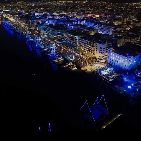 Rooftop Loft With Hydromassage Διαμέρισμα Βόλος