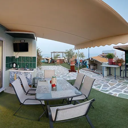 Rooftop Loft With Jacuzzi * Volos