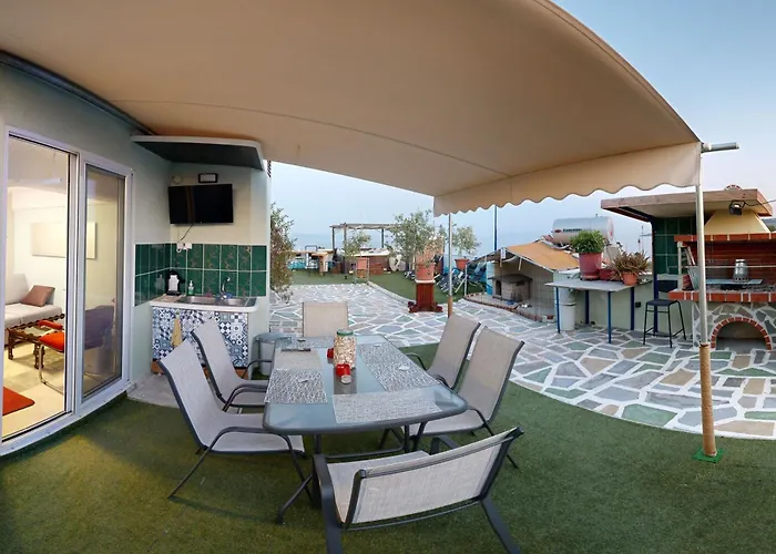 Rooftop Loft With Hydromassage * Volos